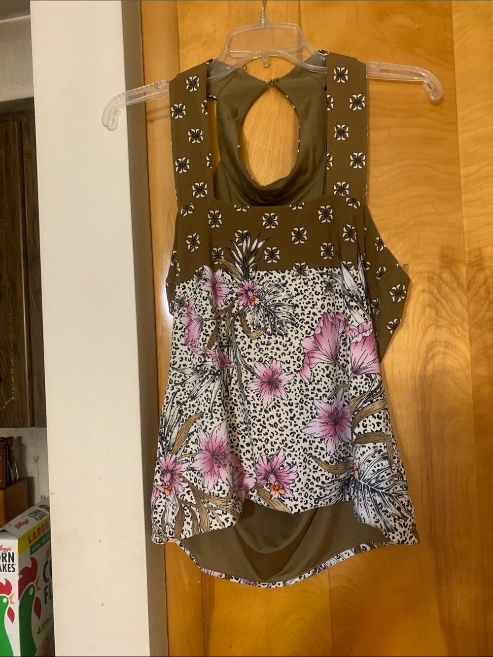 Top. Tote 5